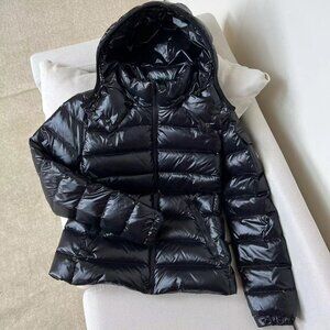 Moncler most classic short down jacket, a winter-ready, thickened down jacket